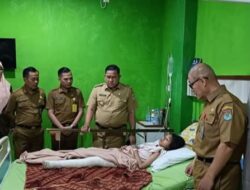 Pj Wako Besuk Korban Putusnya Jembatan Sungai Malus