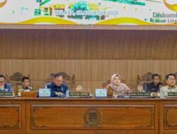 Paripurna DPRD Lubuklinggau, Mendengarkan Pandangan Fraksi Terhadap Raperda