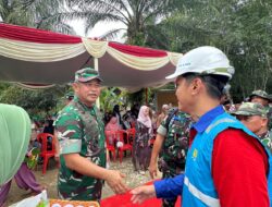 PLN ULP Muara Enim Sukses Dukung TMMD Kodim 0404, Wujudkan Terangnya Harapan di Desa