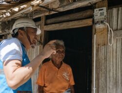 149 Keluarga di Noemuke NTT Kini Nikmati Listrik PLN 24 Jam