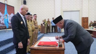 H. Suhada Dilantik Menjadi Direktur PDAM Tirta Bukit Sulap Lubuk Linggau 