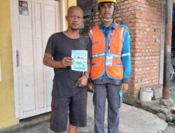 Jelang HUT RI ke-81, PLN Ingatkan Umbul-Umbul Wajib Berjarak Aman dari Jaringan Listrik