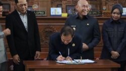 Paripurna DPRD Lubuk Linggau, Mendengarkan Laporan Banggar